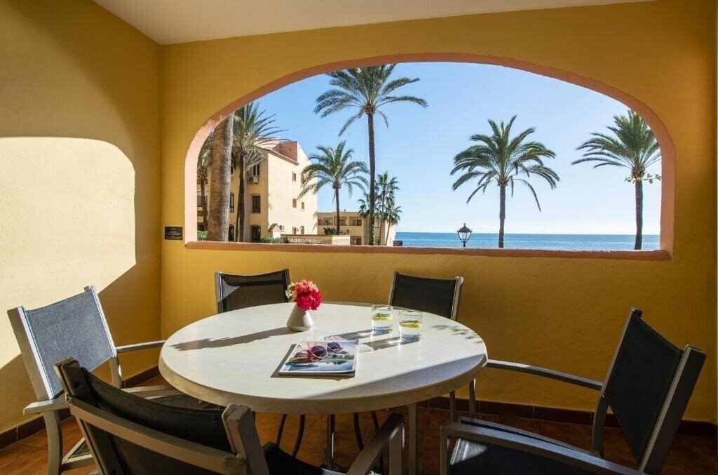 Зображення Macdonald Dona Lola Resort 3*