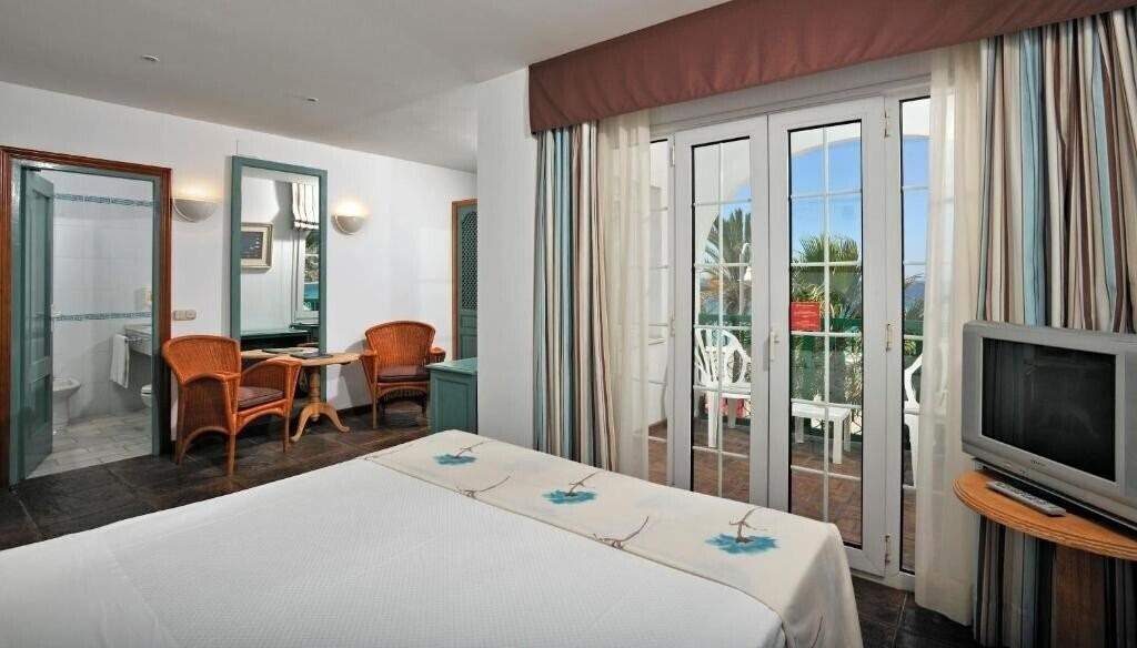 Zdjęcie Sol Los Fenicios 4*