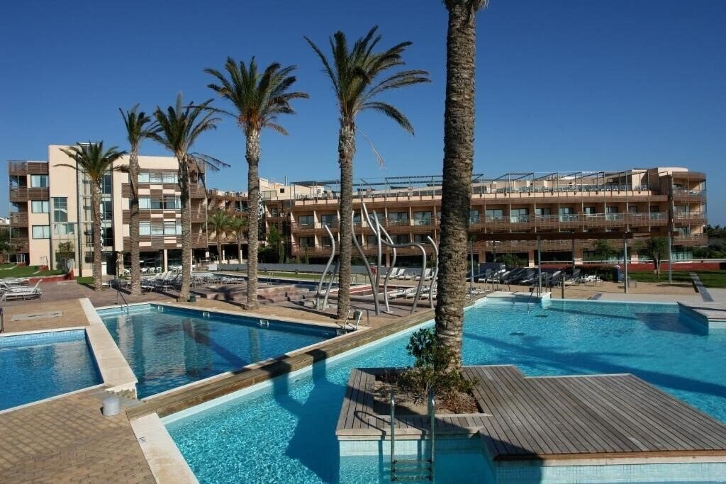 Hotel Les Oliveres Beach Resort 4*
