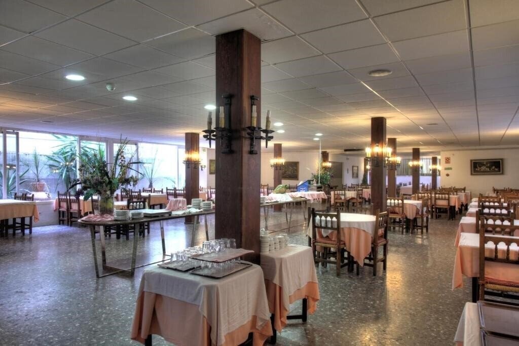 Zdjęcie Hotel El Cid 1*