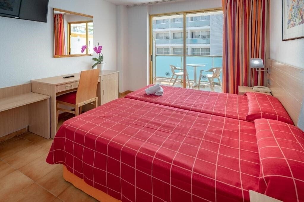 Фото 4R Salou Park Resort II (ex. Playa Margarita) 3*