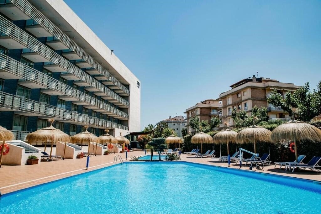 Hotel Sol Port Cambrils 4*