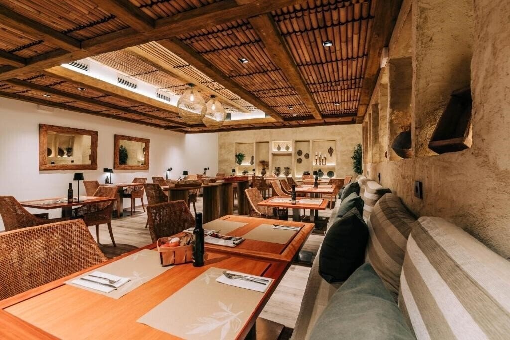 Зображення Hotel Gran Claustre 4*