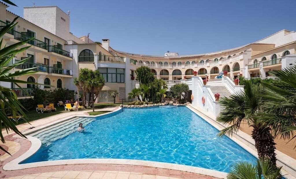 Готель Pino Alto 4*