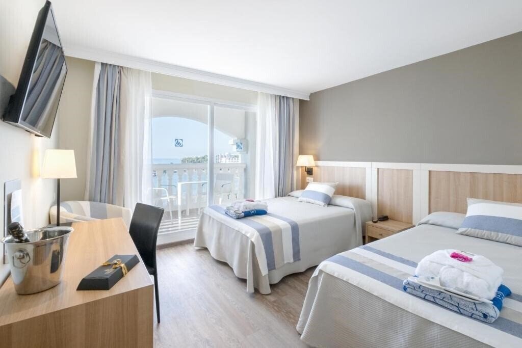 Фотографія Gran Hotel Las Fuentes 4*