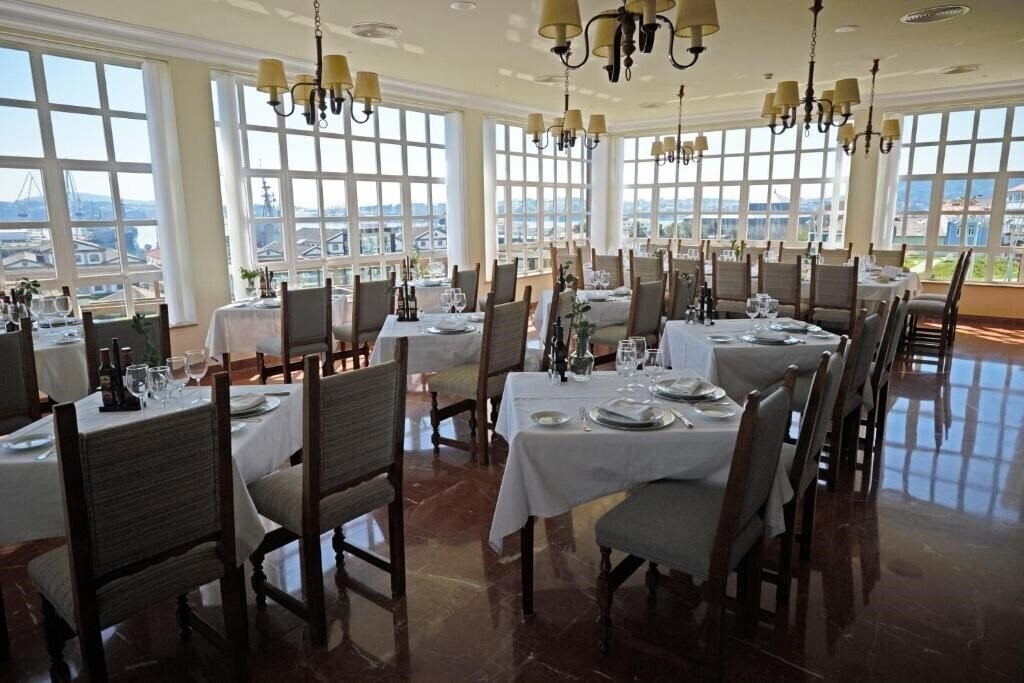 Zdjęcie Parador De Ferrol 3*