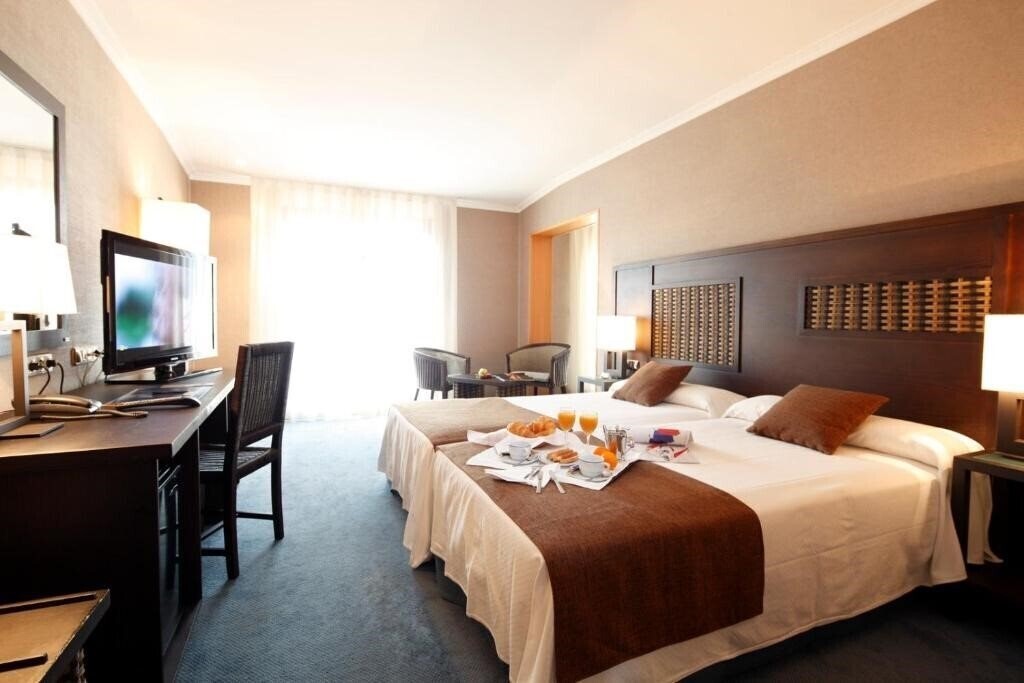 Zdjęcia Hotel Congreso 4*