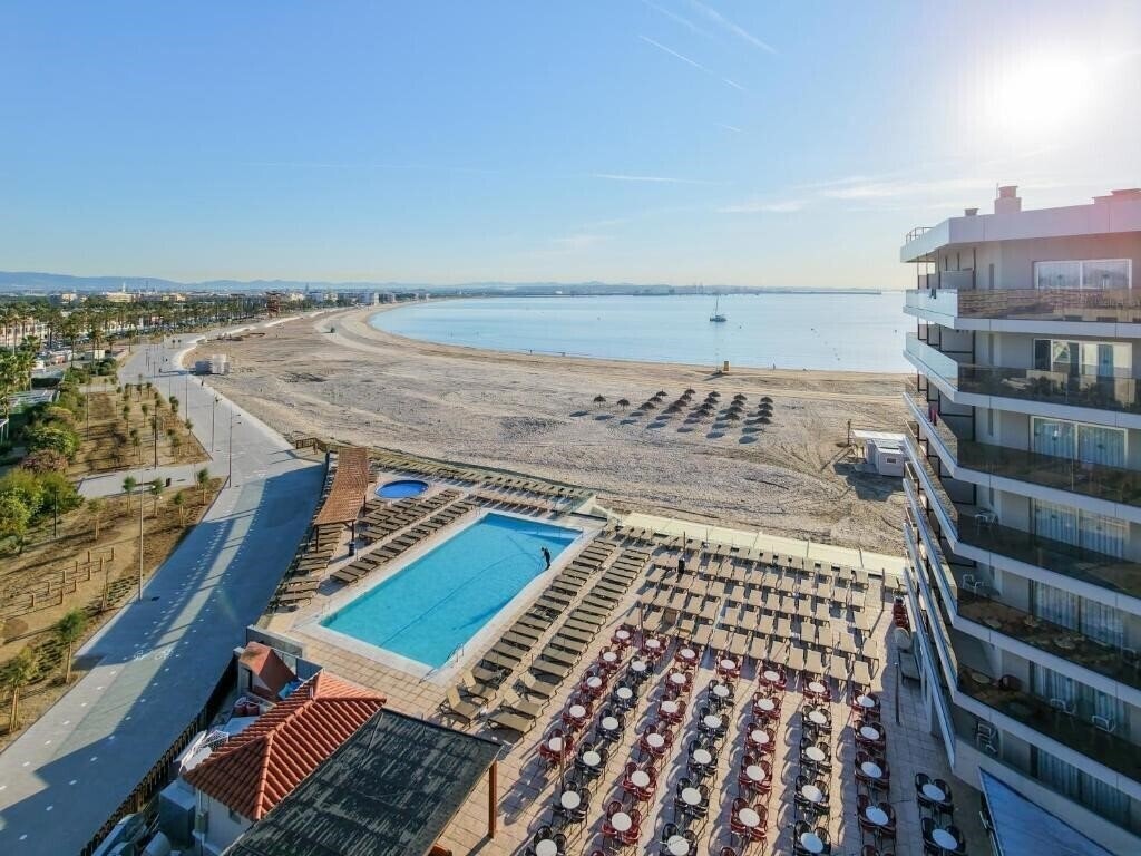 Зображення Golden Donaire Beach 4*