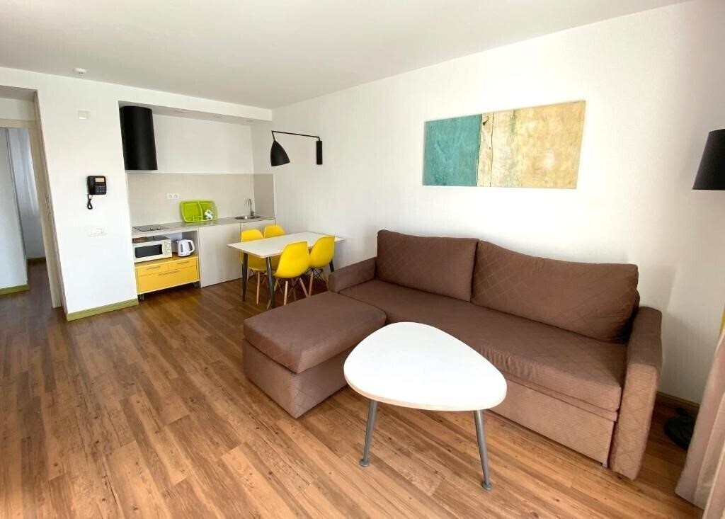 Hotel Plaza Palmeras 4*