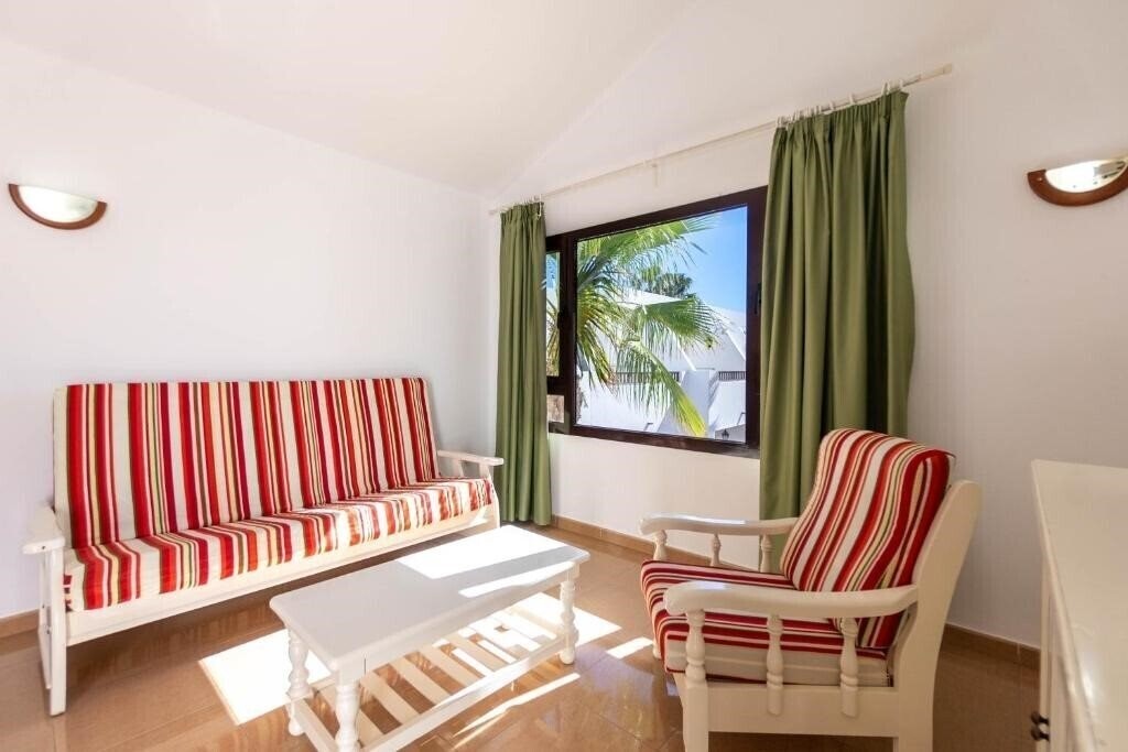 Zdjęcia Flamingo Apartments (Puerto Del Carmen) 3*