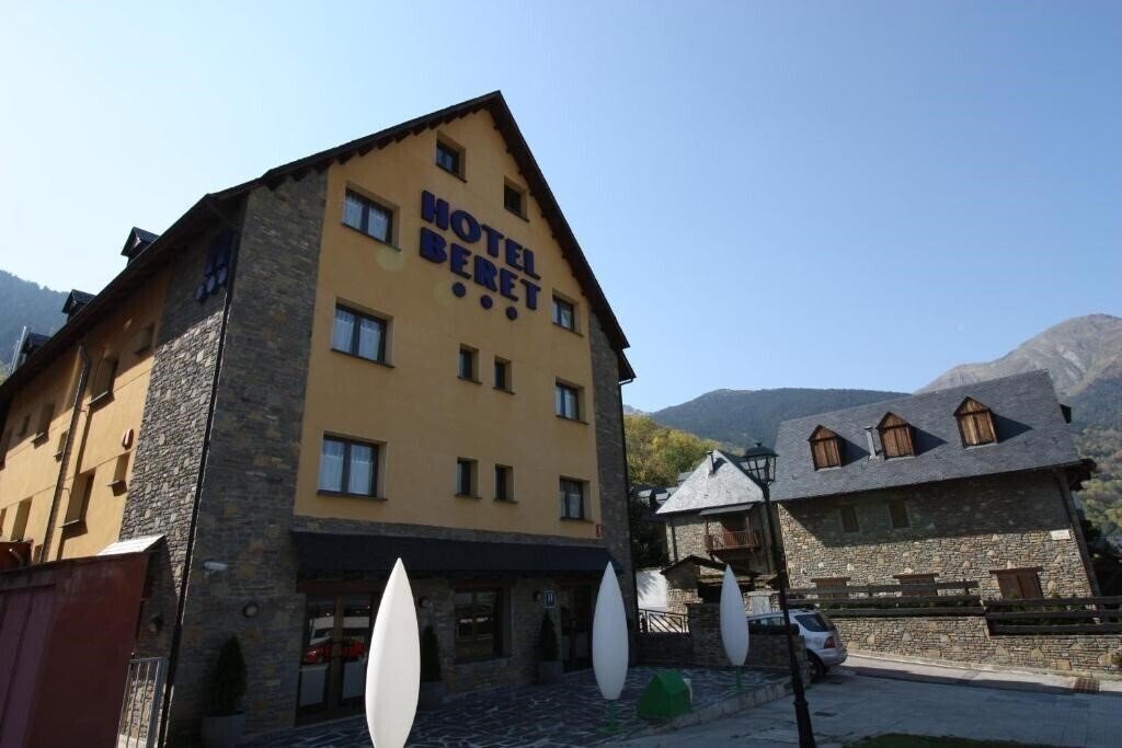 Hotel SNO Beret Hotel 3*