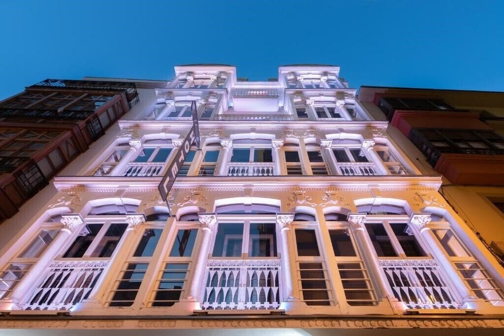 Готель Eurostars Marques De Vallejo 4*