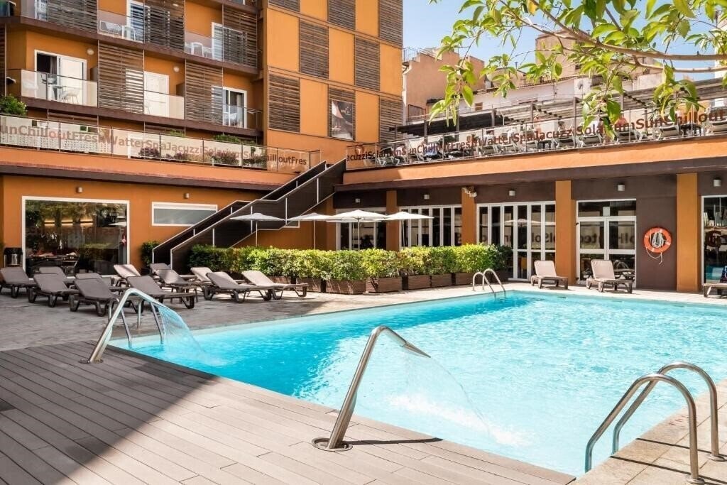 Hotel Placa Paris 3*
