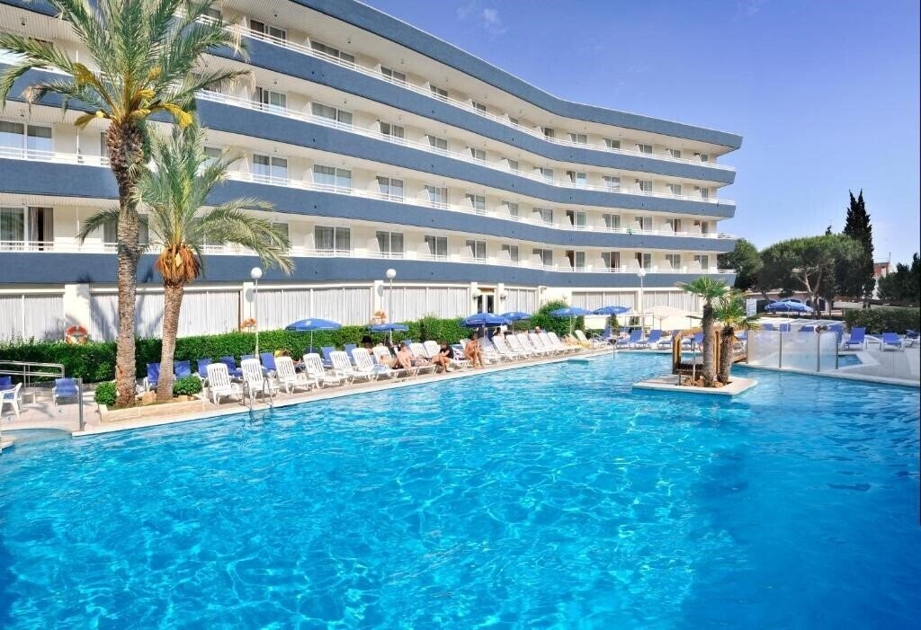 Готель GHT Aquarium & SPA 4*