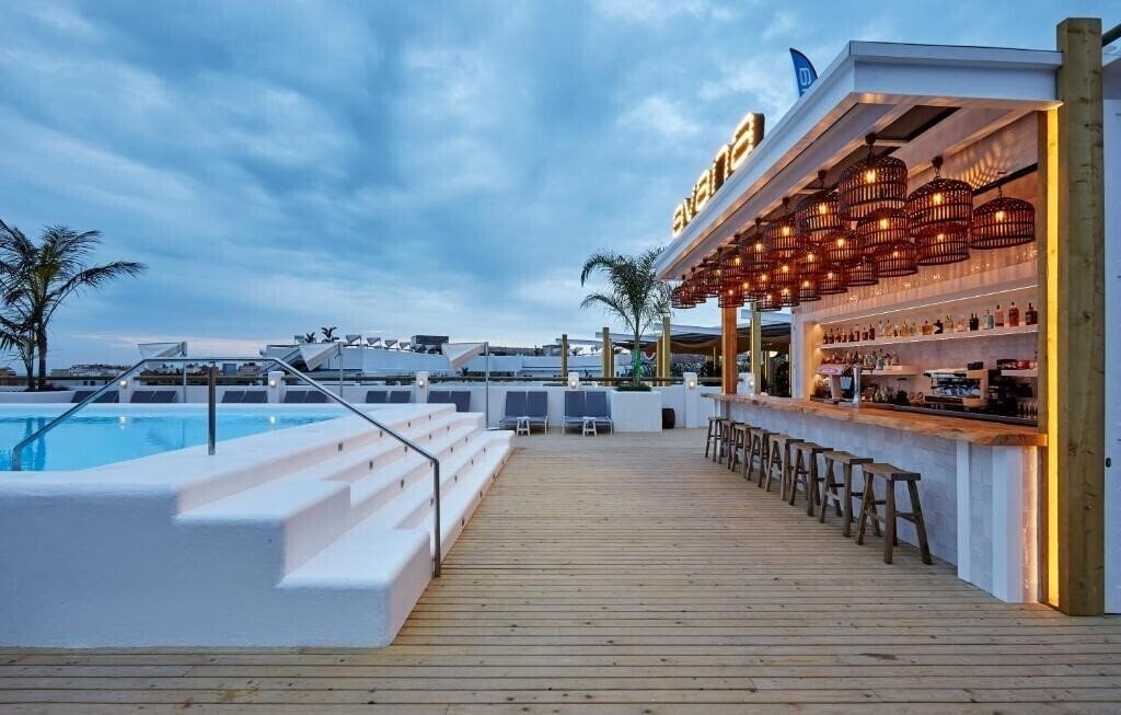 Фотографія Gran Hotel Flamingo 4*