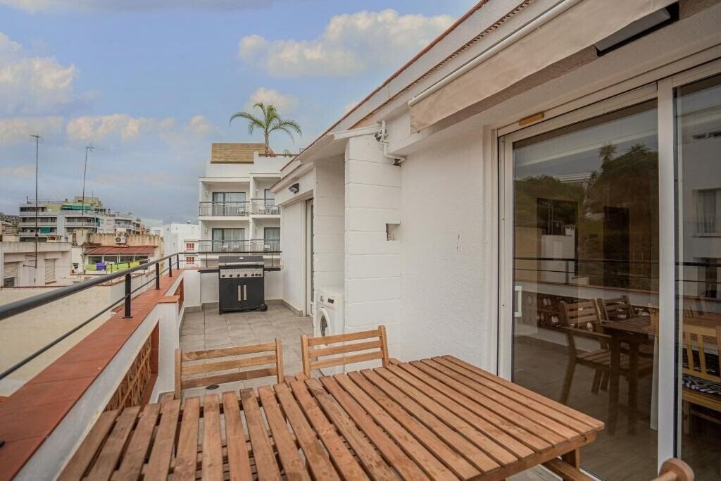 Фотография Hotel Y Apartamento Moli De Mar 2*