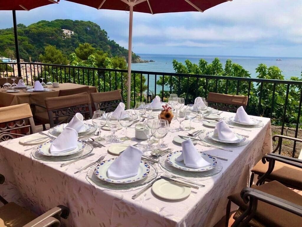 Готель Rigat Park 5*