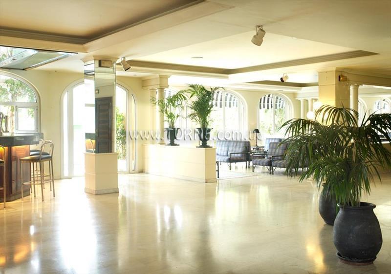 Готель Mundail Club 3*