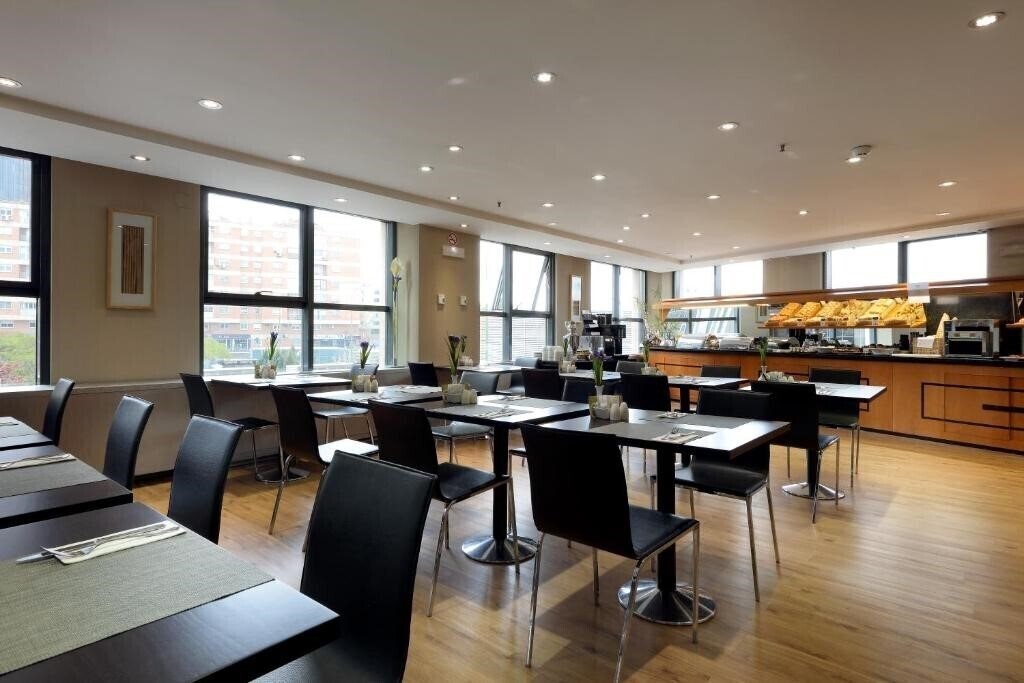 Зображення Exe Plaza (ex. Exe Puerta Castilla) 4*