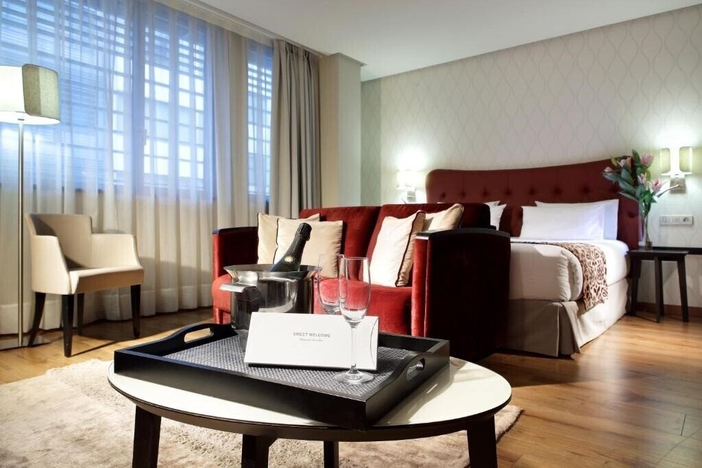 Zdjęcia Eurostars Plaza Mayor 4*