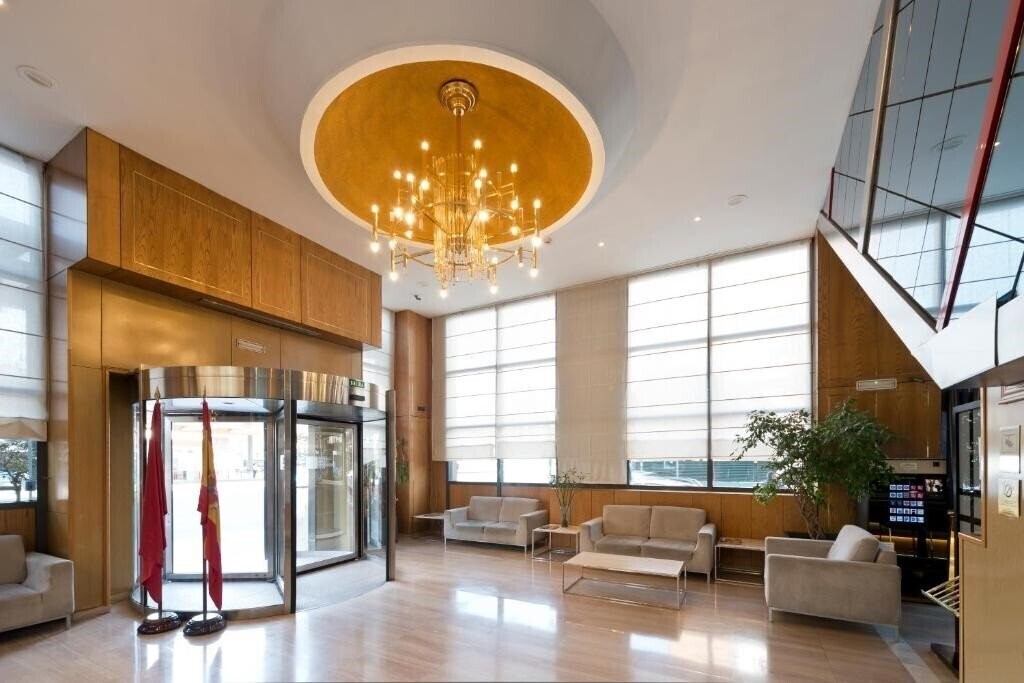 Zdjęcie Via Castellana 4*