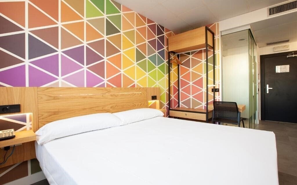 Hotel Vertice Roomspace Madrid 3*