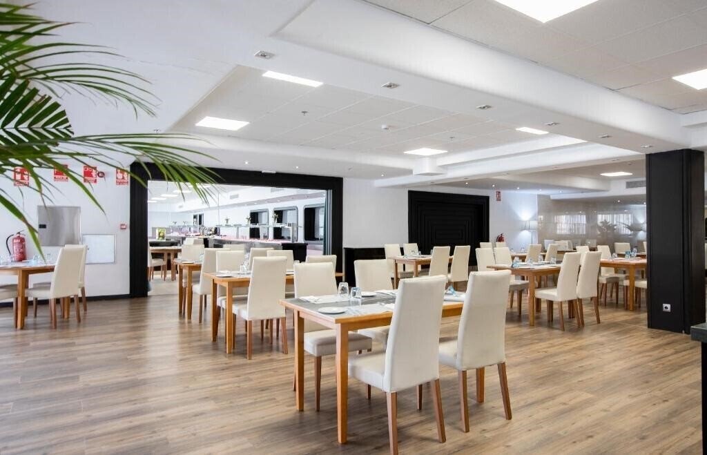 Zdjęcie Chamartin The One 4*