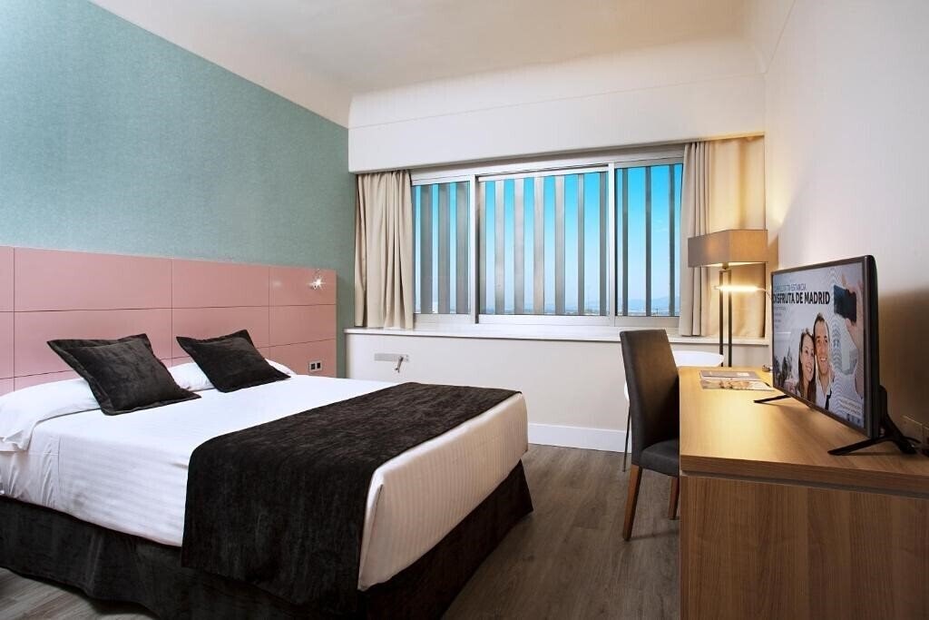 Zdjęcie Chamartin The One 4*