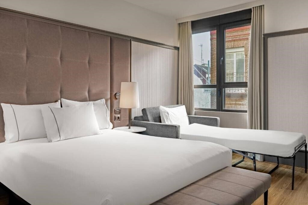 Zdjęcia AC Hotel Avenida de America 3*