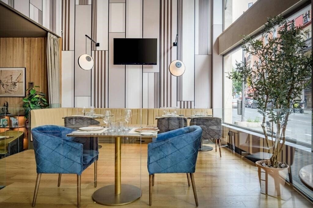 Zdjęcie AC Hotel Avenida de America 3*