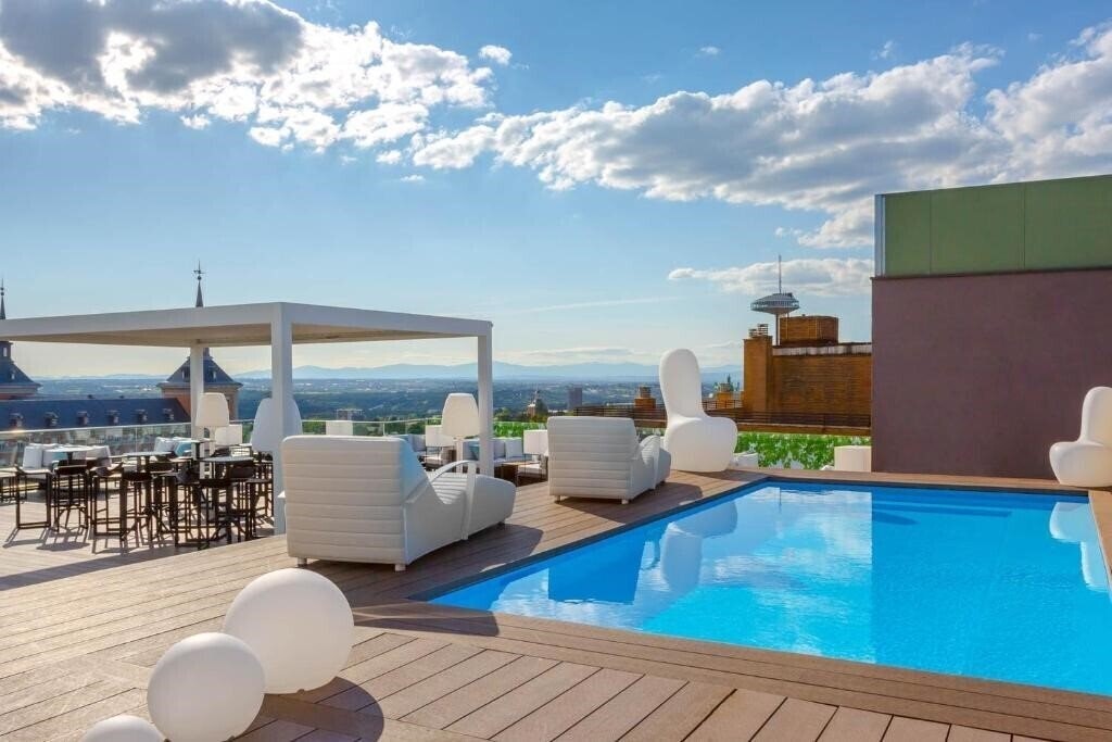 Hotel Exe Moncloa 4*