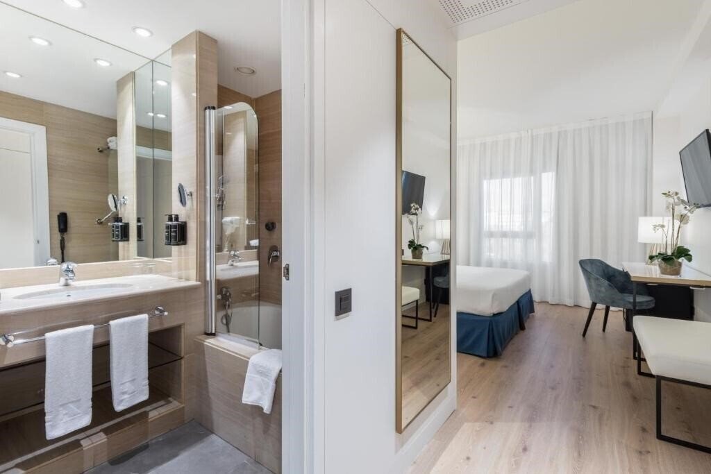 Zdjęcie Eurostars Gran Madrid 4*