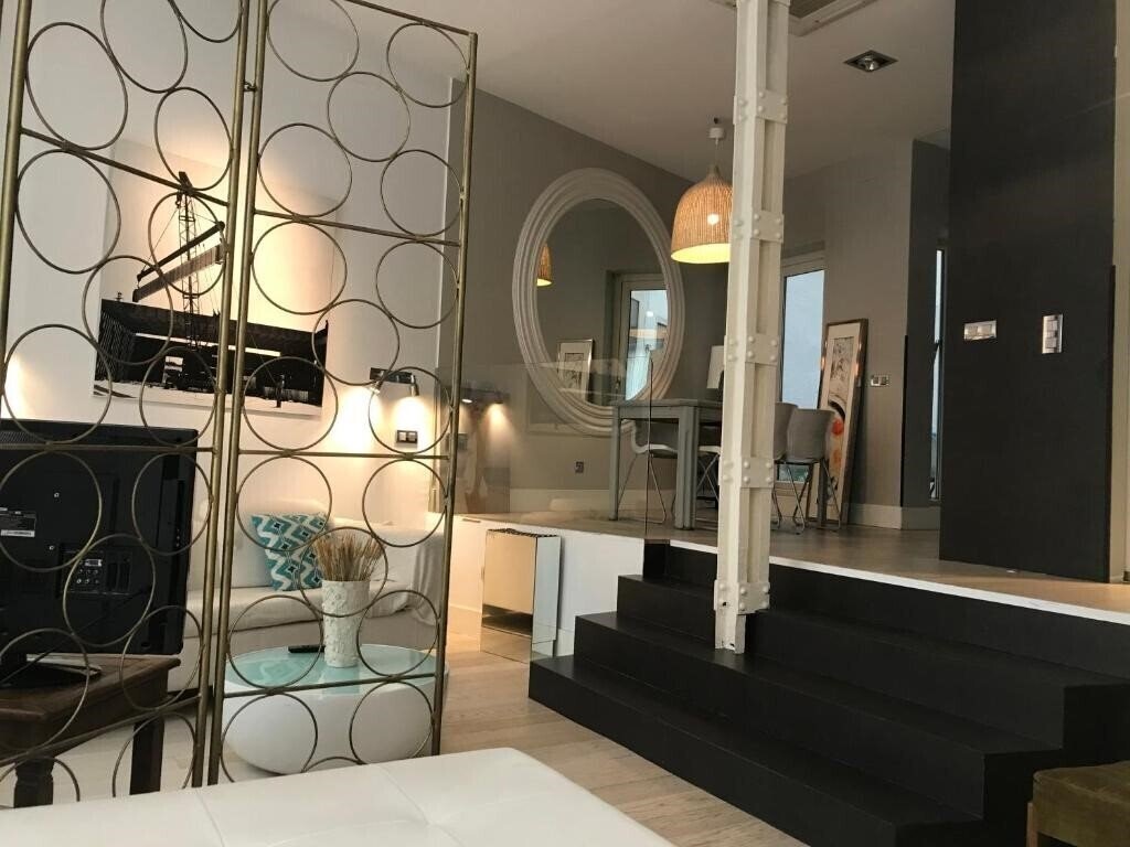Фотографія Abalu Suites Madrid 3*