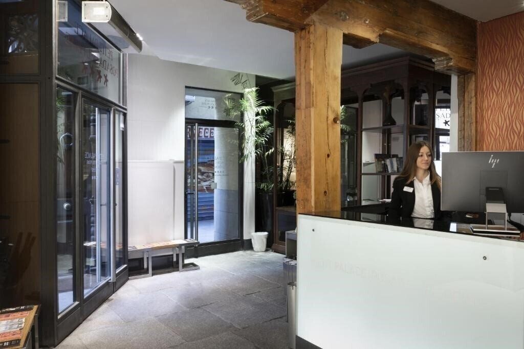 Zdjęcie Petit Palace Posada Del Peine-City Inn Madrid 4*