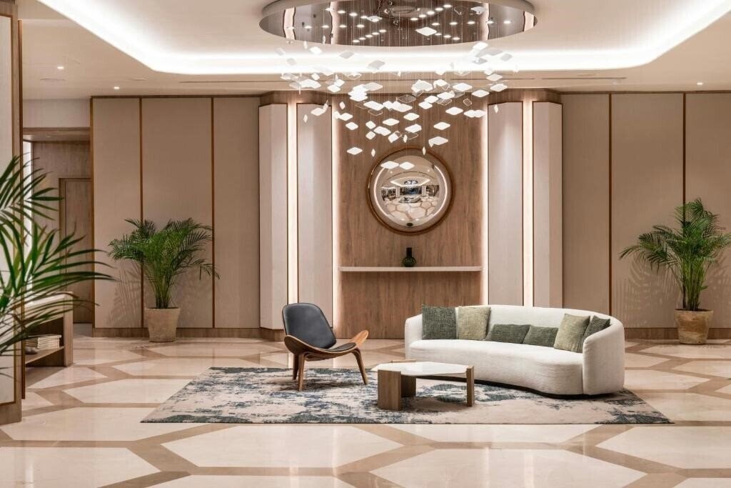 Отель Courtyard By Marriott Madrid Princesa 4*