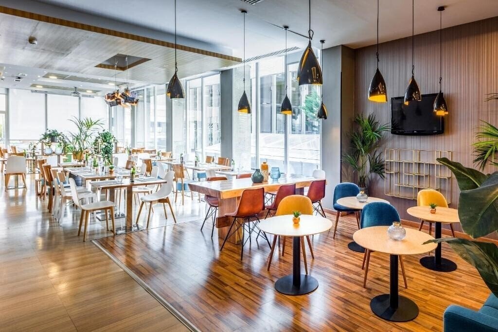 Zdjęcie Tryp Madrid Chamartin Hotel 3*