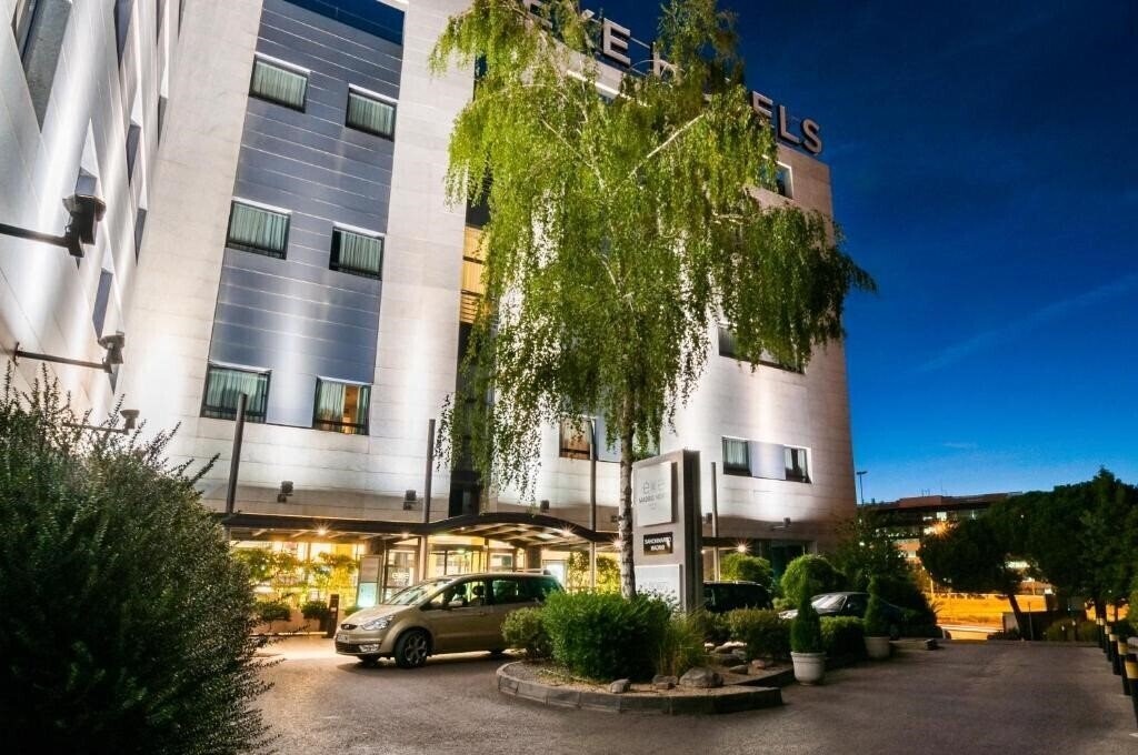 Готель Novotel Madrid Sanchinarro 4*