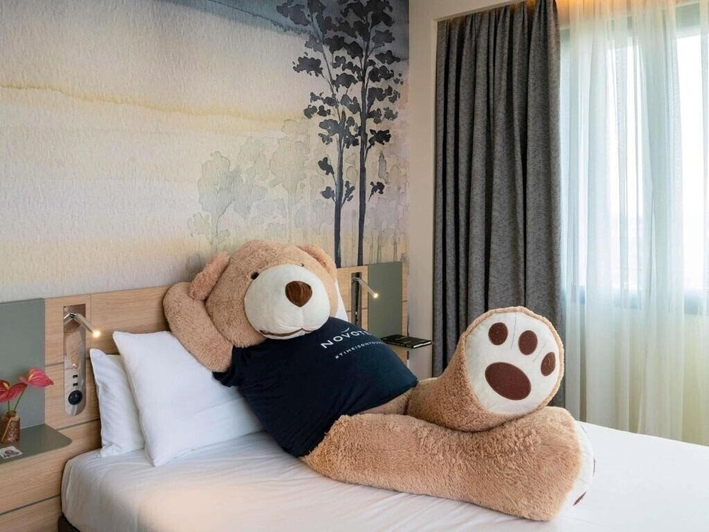 Zdjęcia Novotel Madrid Puente De La Paz 4*