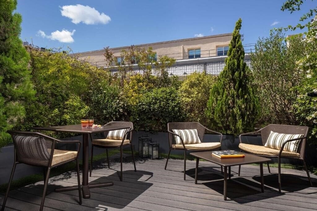 Картинка Paseo del Prado 5*