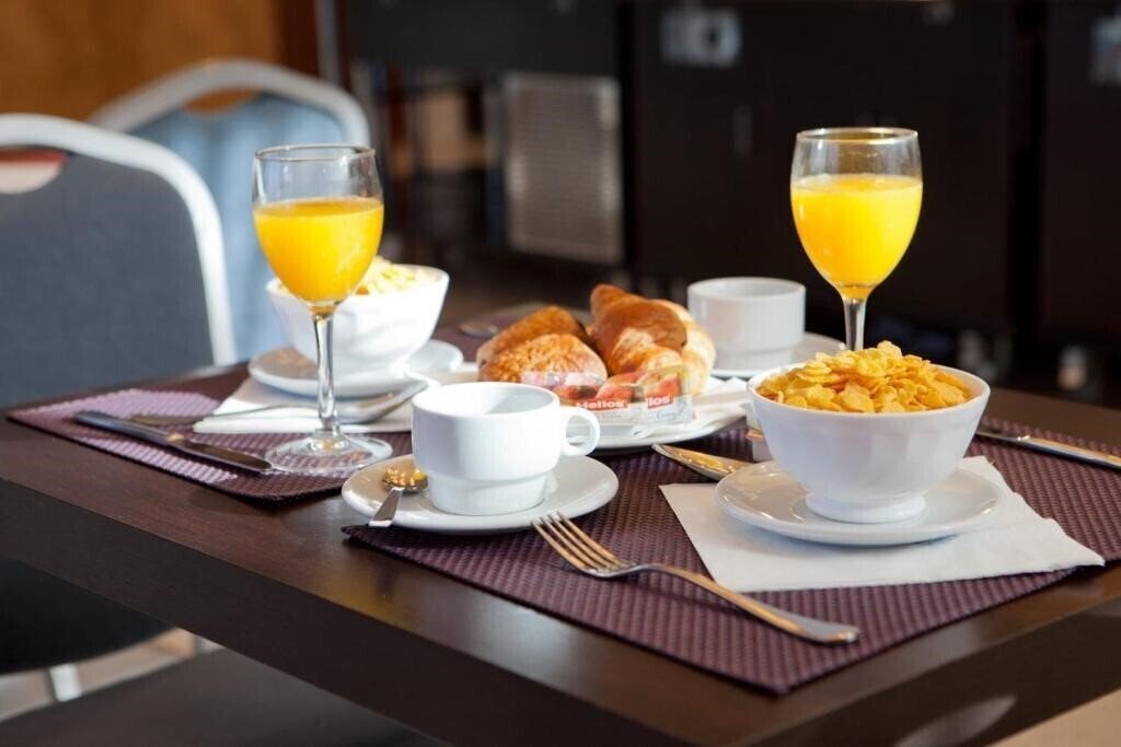 Изображение Avant Aeropuerto 4*