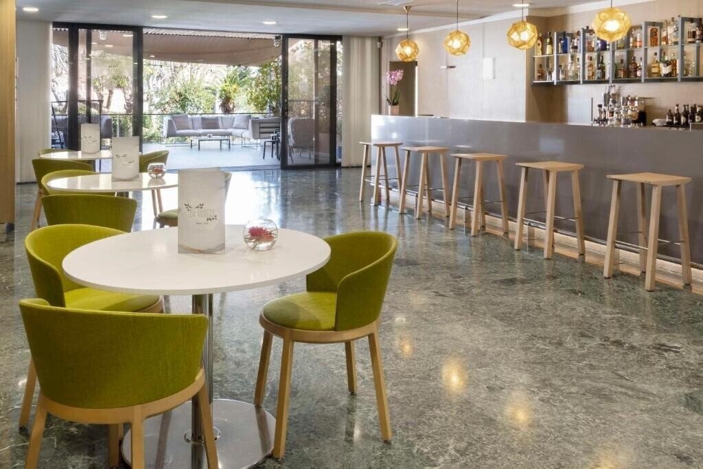 Zdjęcie NH Ventas 4*