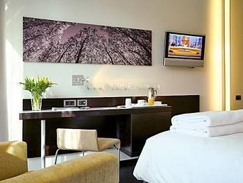 Отель Torre Arias 4*