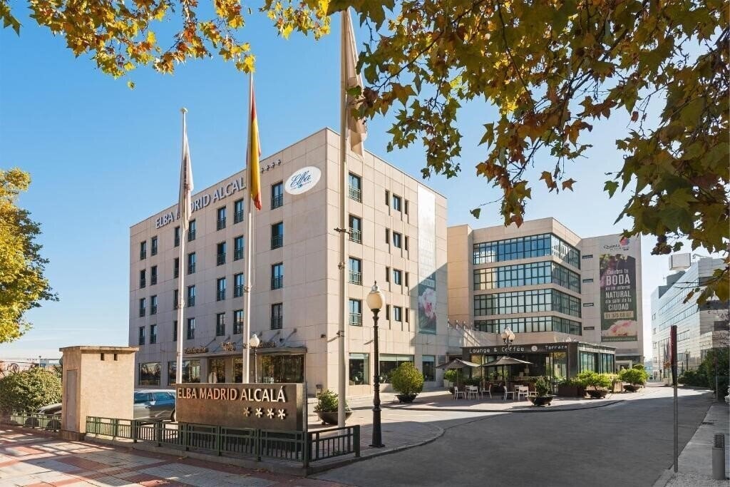 Hotel Elba Madrid Alcala 4*
