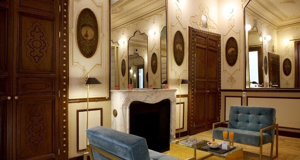 Готель Axel Madrid 4*