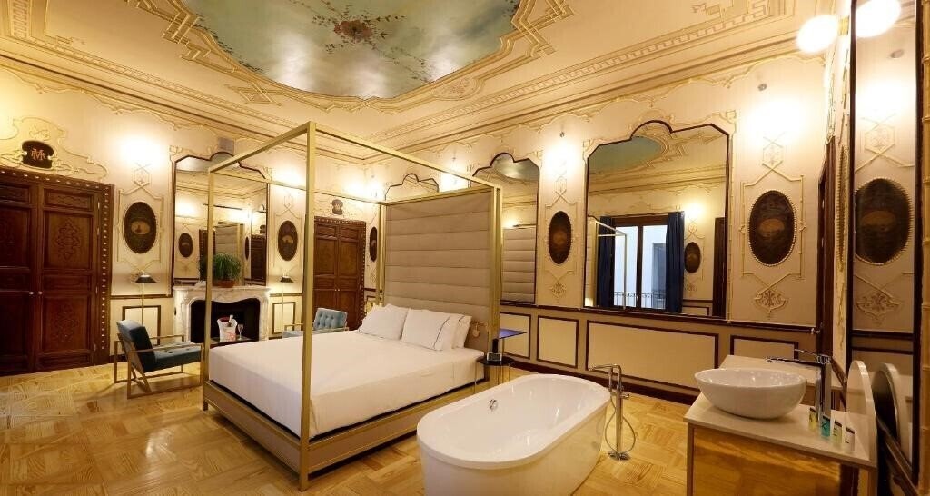 Фото Axel Madrid 4*