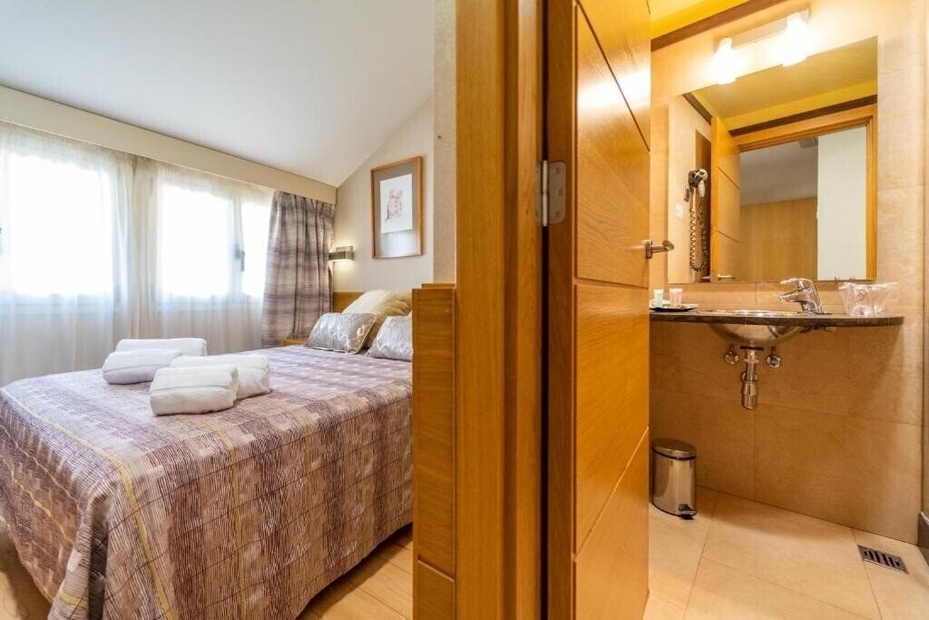 Фотографія El Pasaje 3*