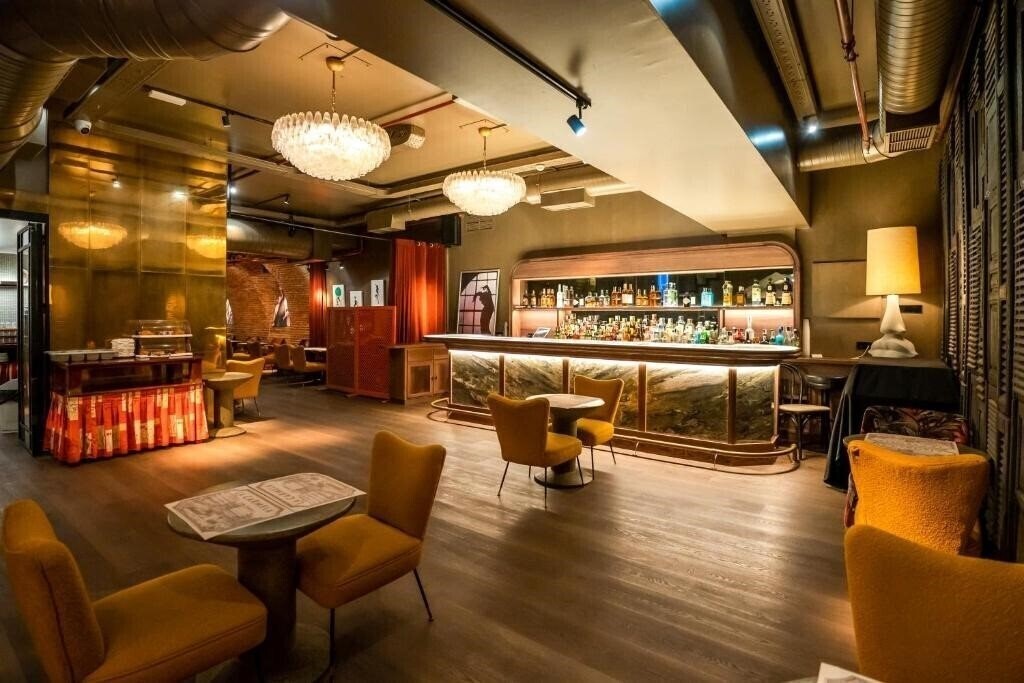 Зображення El Pasaje 3*