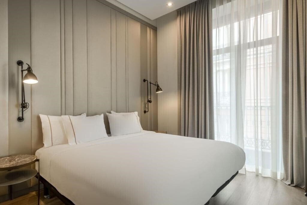 Зображення AC Hotel Recoletos by Marriott 4*