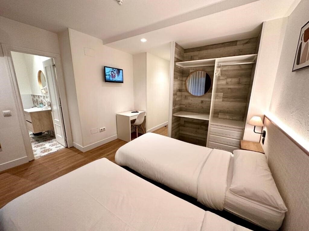 Zdjęcia Far Home Gran Via 3*