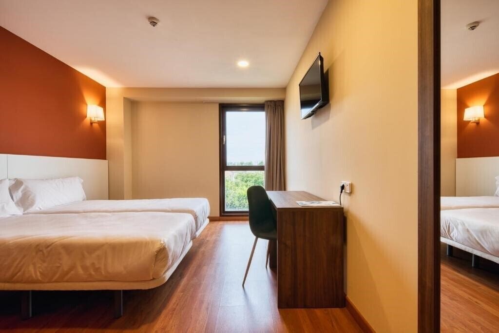 Zdjęcia Checkin Madrid Mostoles 4*